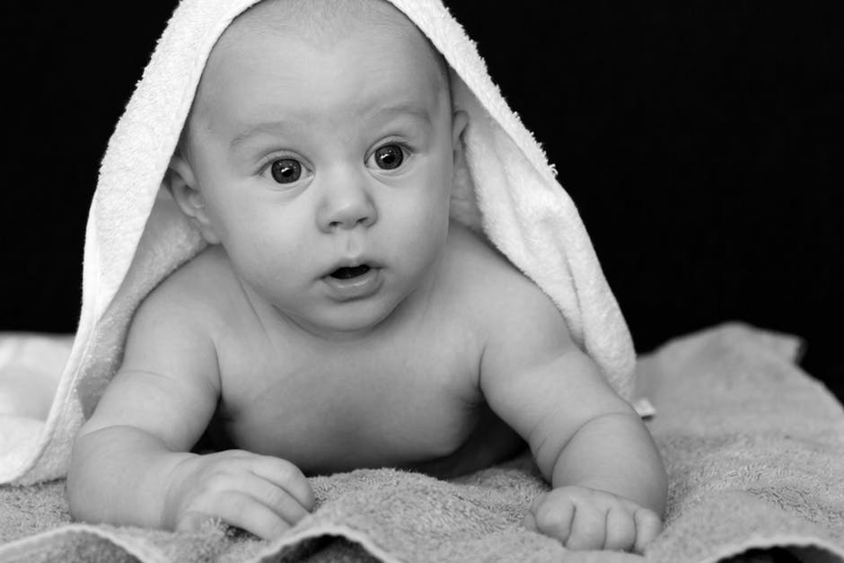 New Mommy’s Guide To Buying The Best Baby Towels