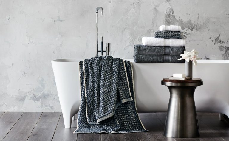 Bath Towels: A Basic Guide to your Best Buds in the Washroom wholesale bath towels