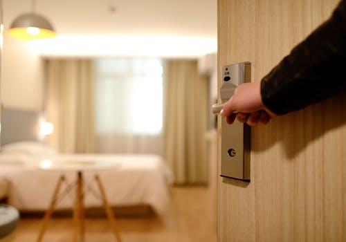 How To Pick The Right Hotel Towels From Room Service? wholesale towel supplier