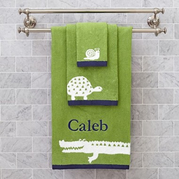 Wholesale Green Wildlife Motif Jacquard Bath Towel Set