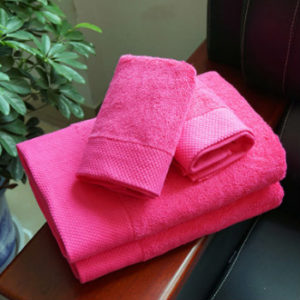 Wholesale Magenta Magic Custom Towel Set Manufacturer