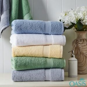 Wholesale Stark Color Range Hotel Towels Manufacturer